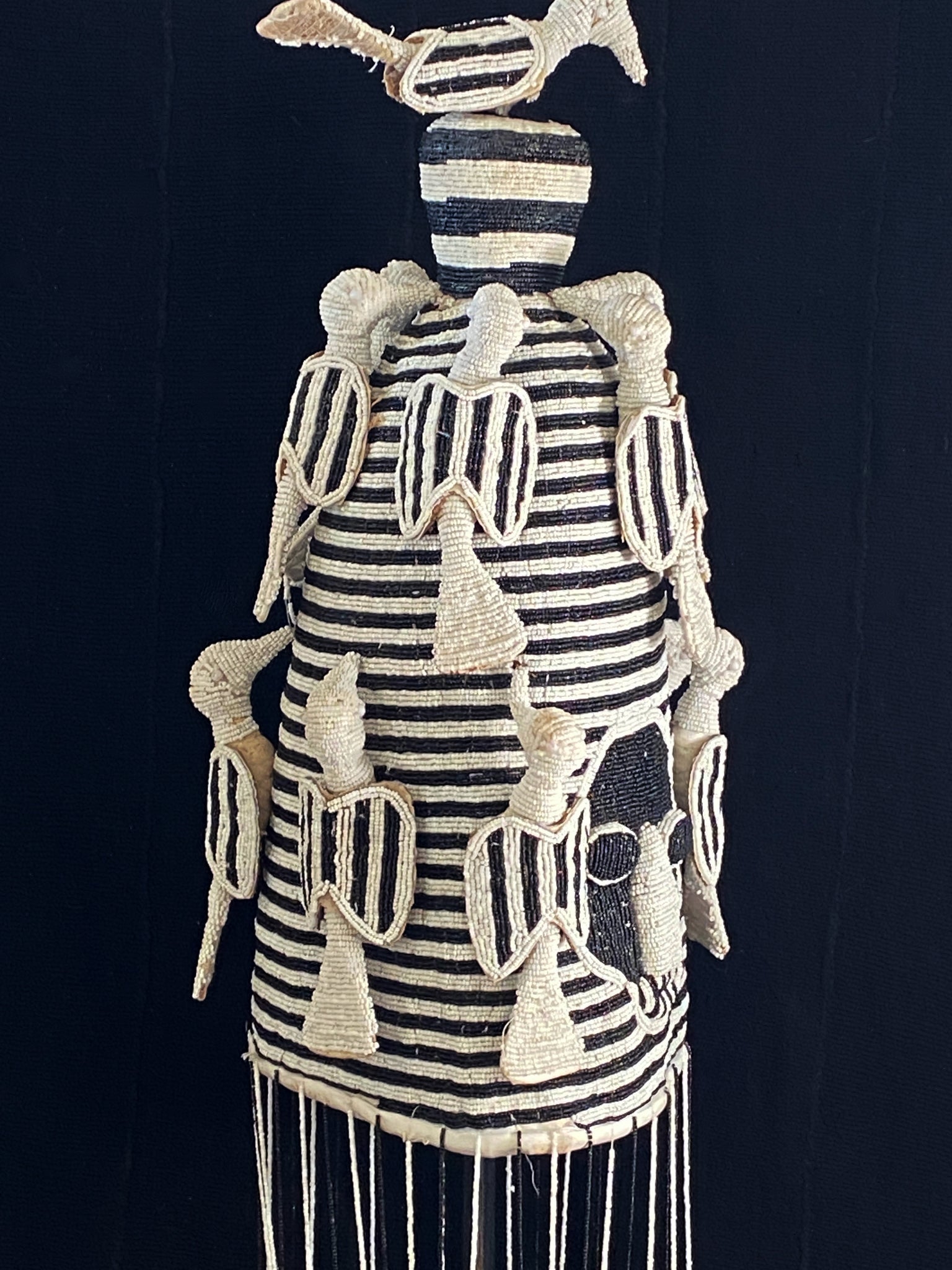 工芸品 Yoruba Beaded Crown ~ Monochrome 1980's Yoruba Beaded Crown ~ Monochrome – Craft Enterprises